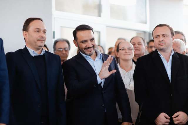 El intendente participo de la inauguración del Hospital Pediátrico Ángel de la Guarda